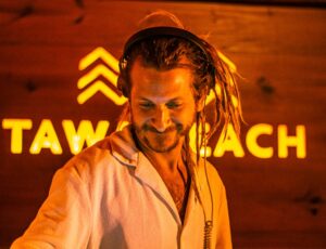 Afterclapp lança “Funky Pills” pela Areiia Records