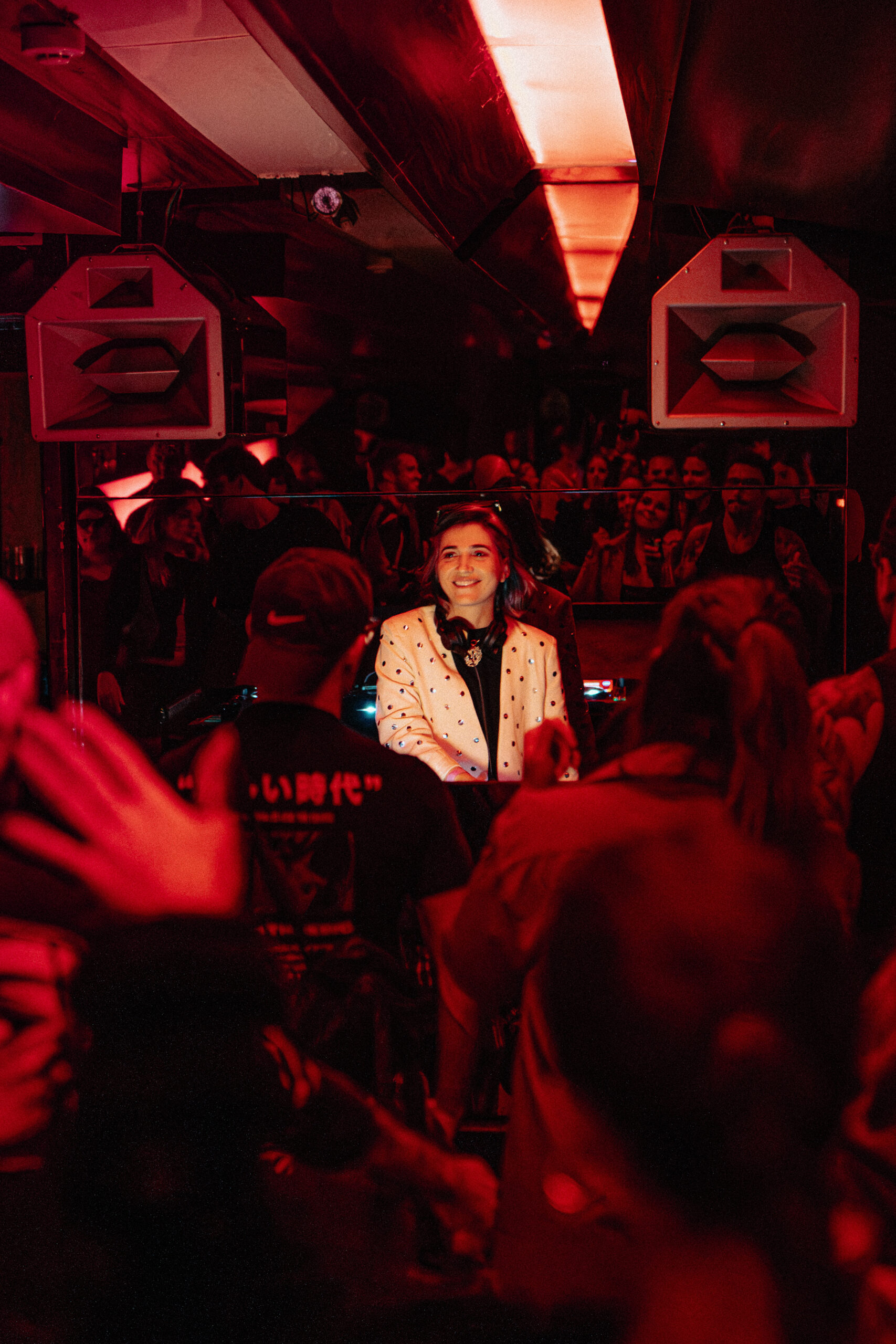 Elisa Amaral lança remix oficial de Raul Seixas pela Universal Music e apresenta primeiro videoclipe da carreira